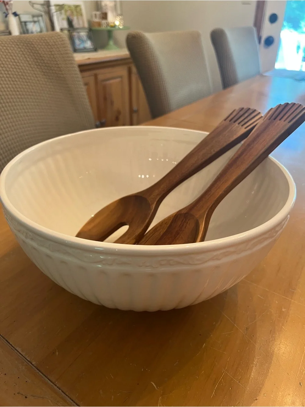 Mikasa Cream Ceramic Salad Bowl with Wooden Serving Utensils